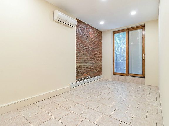 3rd image of 437 W 22nd St #Ger