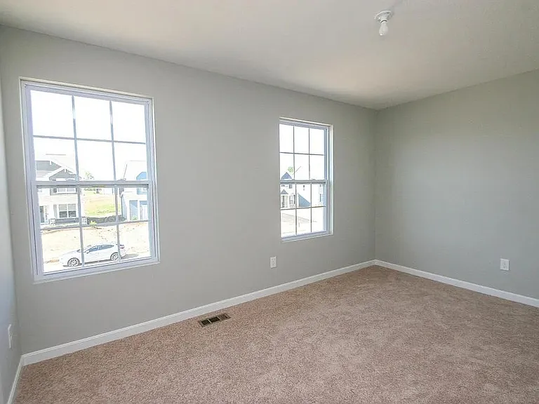 7861 Oldham Dr — Photo 14