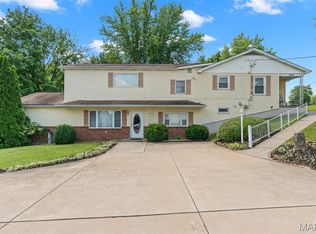 4840 S Point Rd, Washington, MO 63090