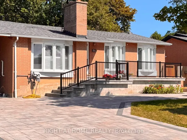 14 Ptarmigan Cres, Toronto, ON M3A 1W3