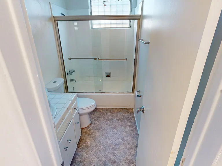 Amazing 2 bedroom & 1 bathroom unit - Los Angeles! — Photo 6