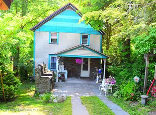 29 Prospect St, Hop Bottom, PA 18824