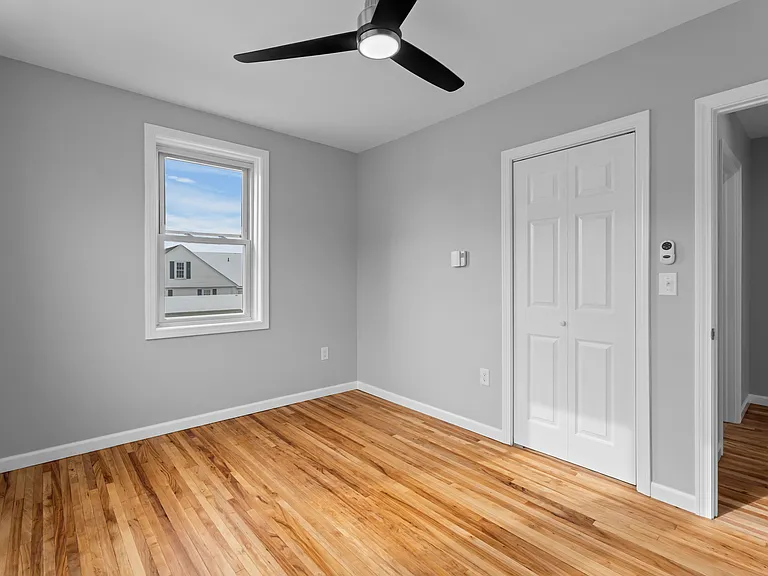 108 Main St #202 — Photo 5