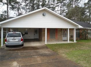 3170 Crestview Dr, Pineville, LA 71360