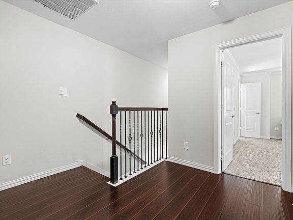 4th image of 6900 Carrington Ln