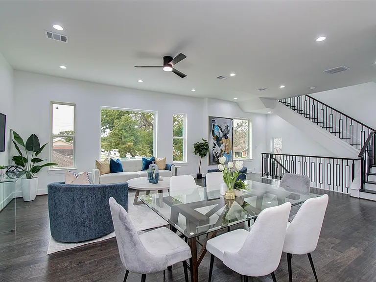 5024 Winnetka St #C — Photo 3