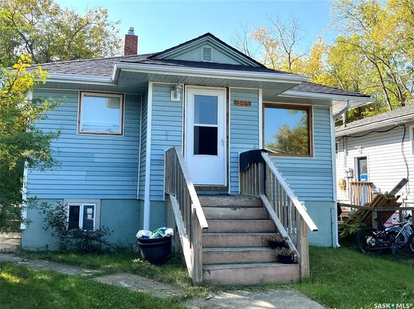 345 19th STREET E, Prince Albert, SK S6V 1J8