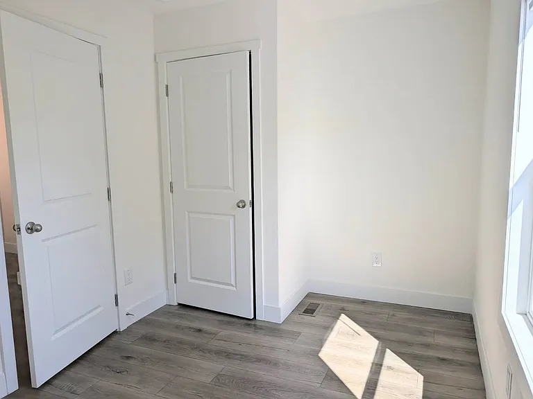 400 Sulphur Bank Dr #64 — Photo 5