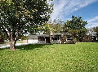 100 Brown Ct, Summerville, SC 29486