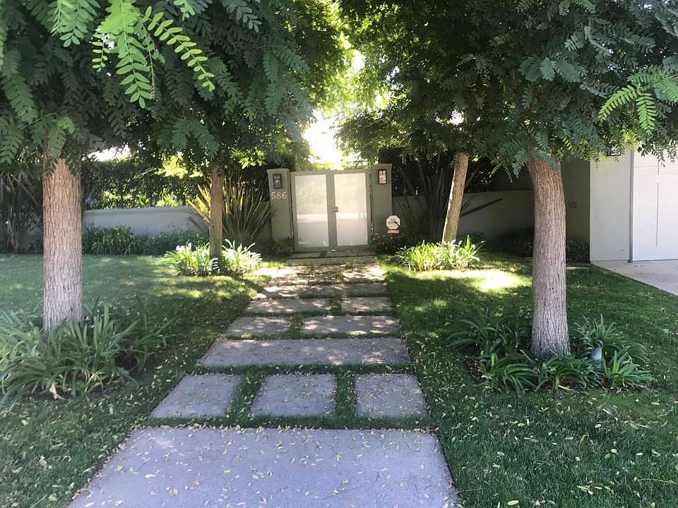 1st image of 586 Garden Ln