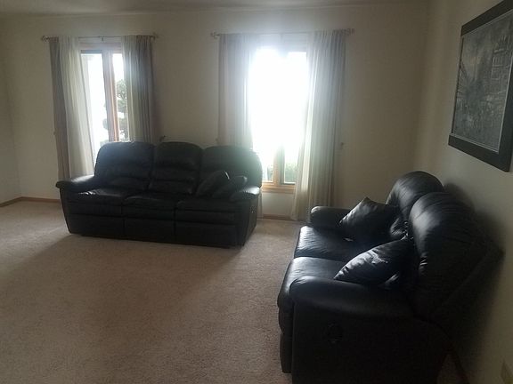 3rd image of 8641 Wyman Dr