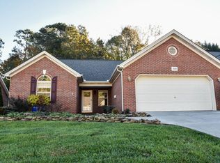 3020 Ginnbrooke Ln, Knoxville, TN 37920