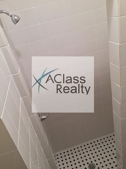 2nd image of 3112 30th Ave #22