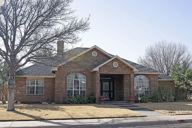 1st image of 1813 Dukes Dr