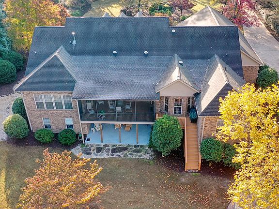 3rd image of 1022 Earlmont Dr