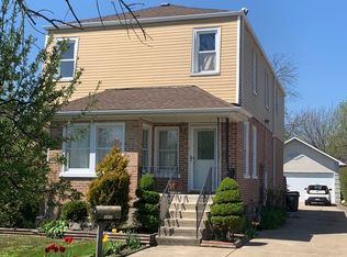 8736 W Stolting Rd, Niles, IL 60714