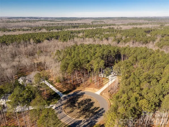 8656 Rainier Ct, Lancaster, SC 29720