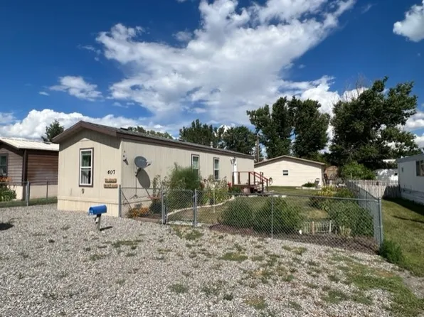 607 1st Ave SW, Choteau, MT 59422