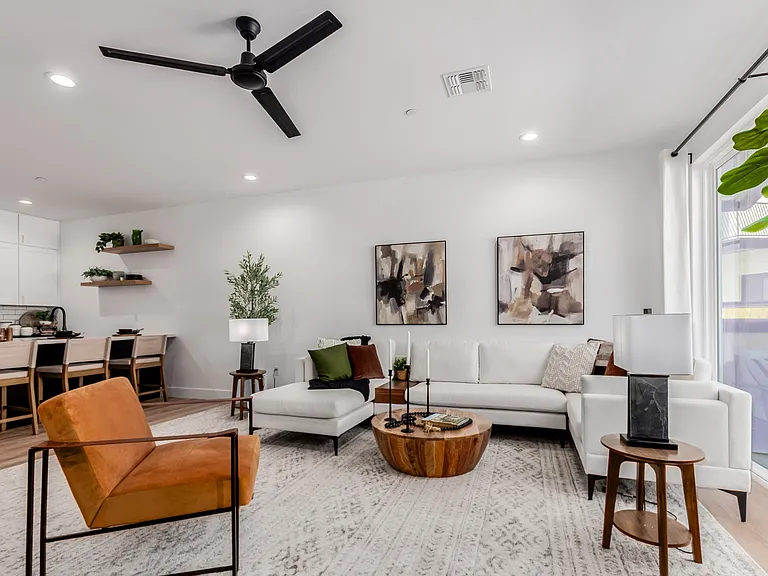 Sonoran Townhomes — Photo 3