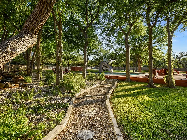 294 Logan Ranch Rd — Photo 34