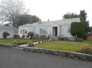 1115 Marshall St, Davenport, WA 99122