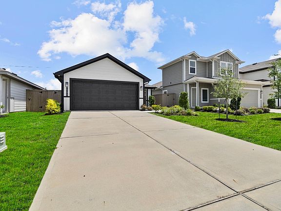 3rd image of 23173 Teakwood Hills Dr