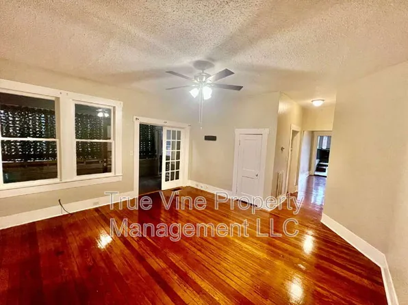 253 Post Ave APT 2, San Antonio, TX 78215