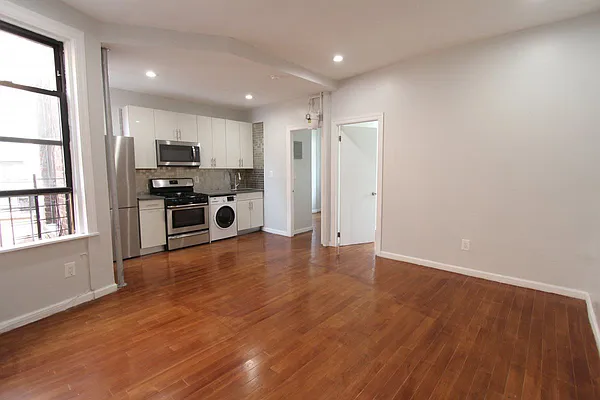 Rented by Bohemia Realty Group | media 8