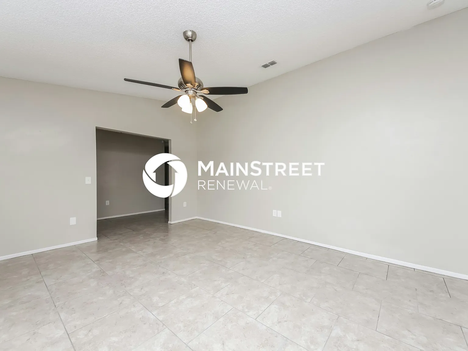 1506 Kaylor Ct NE — Photo 2