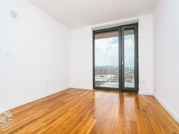 4th image of 123 Melrose St #7M