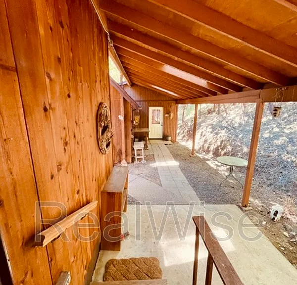 1711 Apache Dr — Photo 25