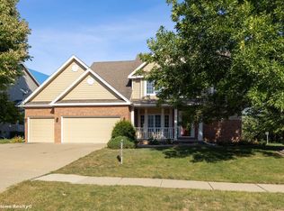 105 56th Pl, West Des Moines, IA 50266