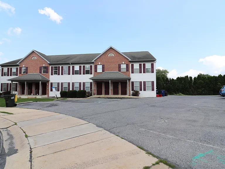 88 Oriole Dr — Photo 17