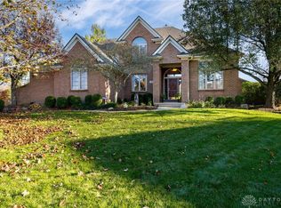 40 Colonial Way, Springboro, OH 45066