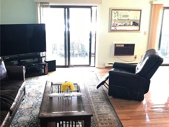 3rd image of 97 Richards Ave APT C9