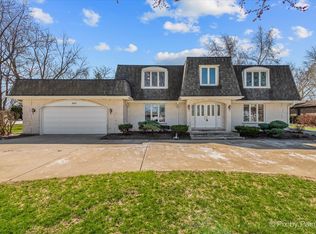 385 Cardinal Dr, Bloomingdale, IL
