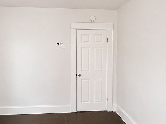 5th image of 40 N Chestnut St #11580319