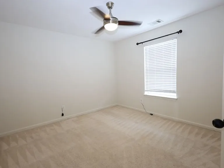 1199 Wetlands Ct — Photo 27