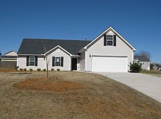 2574 Robert Ln, Statham, GA 30666