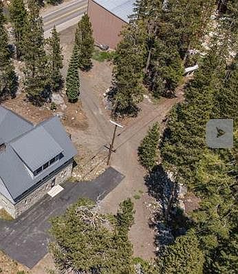5th image of 21131 Donner Pass Rd