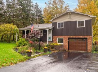 8653 Heath Rd, Colden, NY 14033