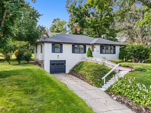 8535 Cuming St, Omaha, NE 68114