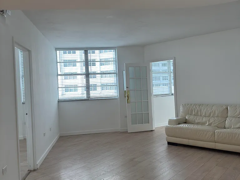801 Brickell Bay Dr #365 — Photo 42