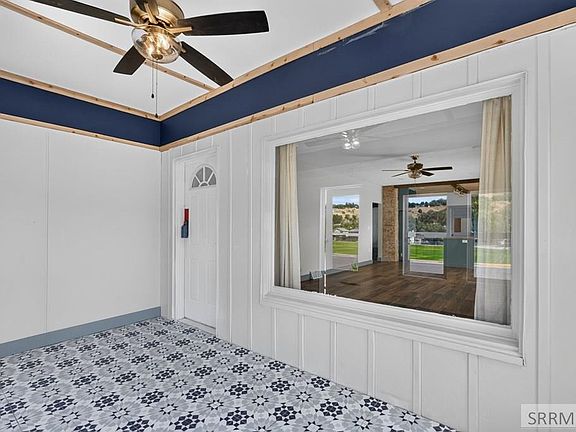 4th image of 1004 N Grant Ave