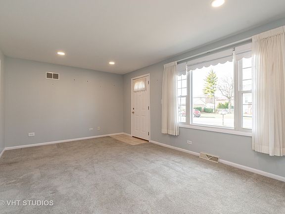 2nd image of 9753 Marion Ave