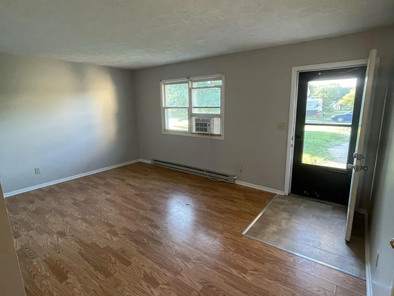 155 Valley View Dr — Photo 3
