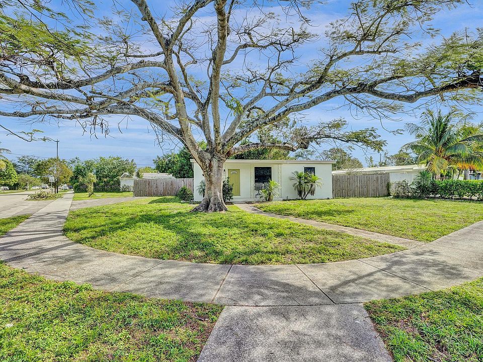 1st image of 5348 NE 15th Avenue