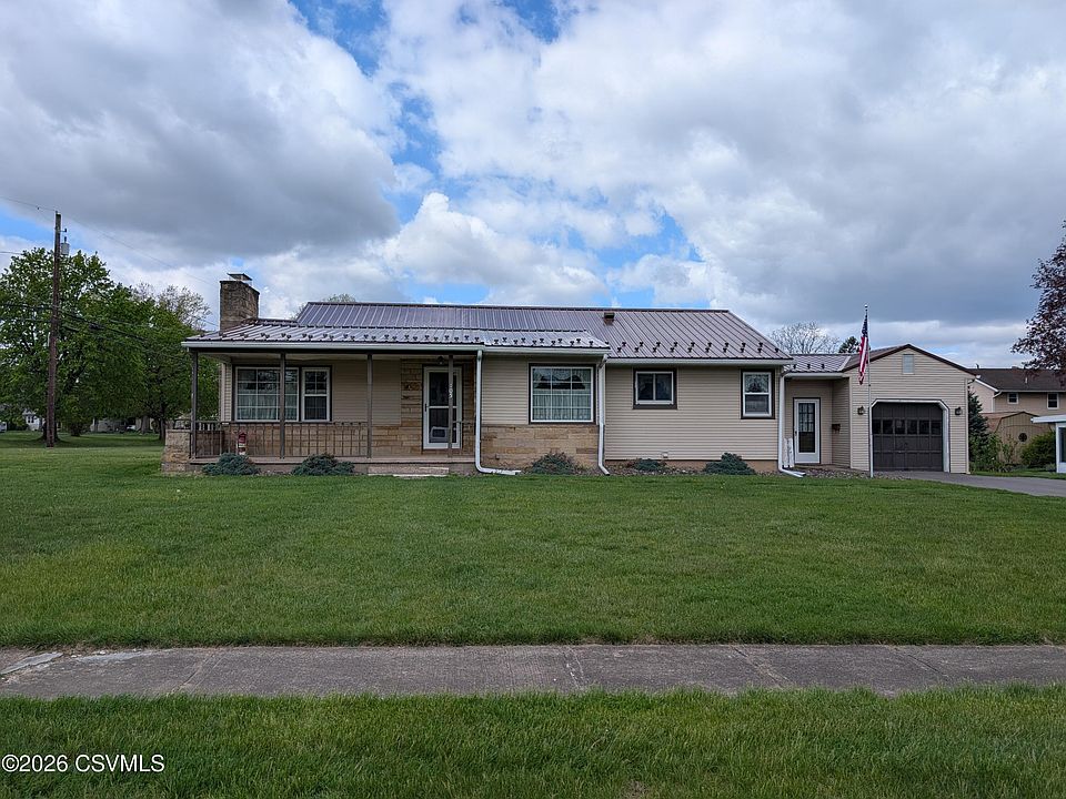 1st image of 105 Forest Rd
