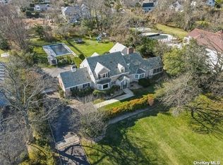 228 Cedar Ave, Hewlett, NY 11557