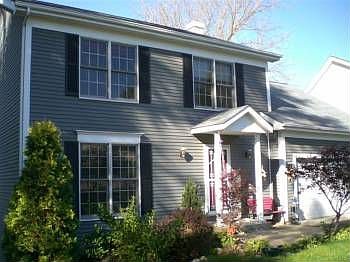 1st image of 16 Hickory Ln